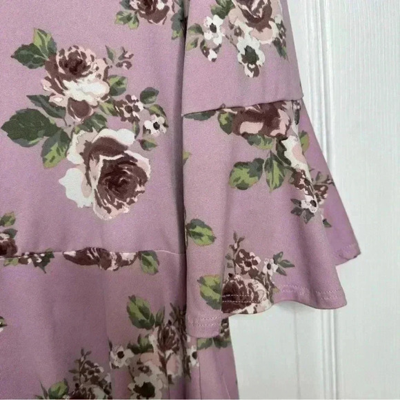 Eclipse Wrap Top  Floral Pink / Mauve Size Medium - Picture 10 of 16